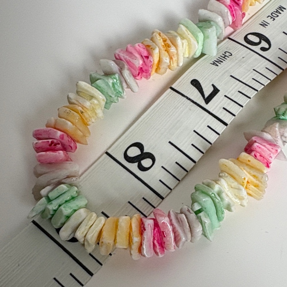 Multicolor Shell Necklace - Picture 8 of 11
